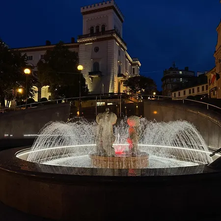 Szyndzielnia Nowe Biznesowe Idealna Przestrzen Do Pracy I Odpoczynku & Parking - Workation - Bussiness Travel - Work&stay - Single Trip - Corporation - Office - Delegacja - Sluzbowo Apartmán Bílsko-Bělá