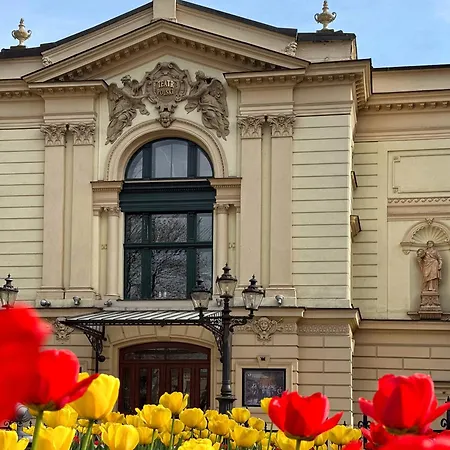 Szyndzielnia Nowe Biznesowe Idealna Przestrzen Do Pracy I Odpoczynku & Parking - Workation - Bussiness Travel - Single Trip - Office - Delegacja - Sluzbowo