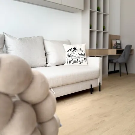 Szyndzielnia Nowe Biznesowe Idealna Przestrzen Do Pracy I Odpoczynku & Parking - Workation - Bussiness Travel - Work&stay - Single Trip - Corporation - Office - Delegacja - Sluzbowo Apartment Bielsko-Biala