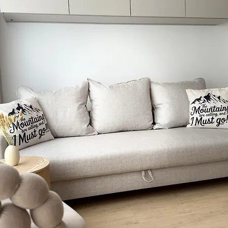 Szyndzielnia Nowe Biznesowe Idealna Przestrzen Do Pracy I Odpoczynku & Parking - Workation - Bussiness Travel - Work&stay - Single Trip - Corporation - Office - Delegacja - Sluzbowo Apartmán *