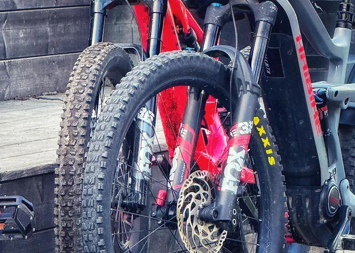 Szyndzielnia Nowe Biznesowe Idealna Przestrzen Do Pracy I Odpoczynku & Parking - Workation - Bussiness Travel - Single Trip - Office - Delegacja - Sluzbowo