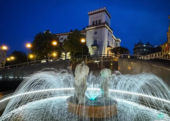 Szyndzielnia Nowe Biznesowe Idealna Przestrzen Do Pracy I Odpoczynku & Parking - Workation - Bussiness Travel - Single Trip - Office - Delegacja - Sluzbowo Apartmán *