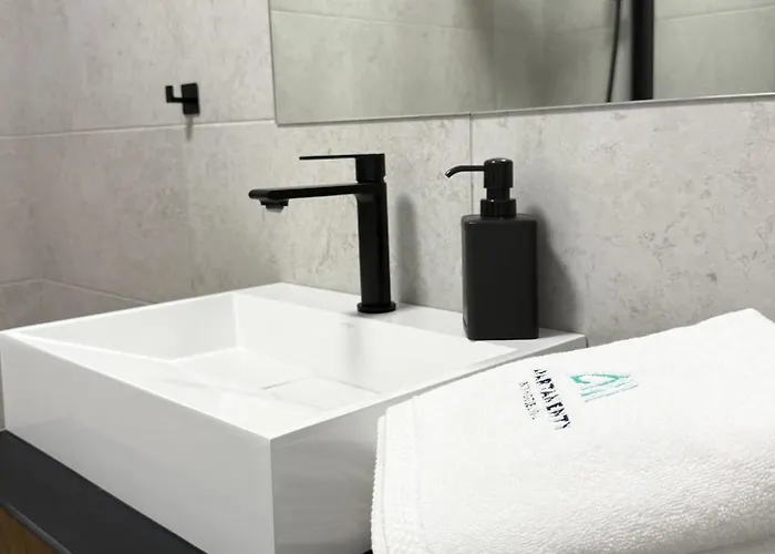 Szyndzielnia Nowe Biznesowe Idealna Przestrzen Do Pracy I Odpoczynku & Parking - Workation - Bussiness Travel - Single Trip - Office - Delegacja - Sluzbowo