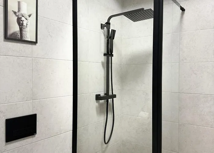 Apartament Szyndzielnia Nowe Biznesowe Idealna Przestrzeń Do Pracy I Odpoczynku&parking - Workation - Bussiness Travel - Work&stay - Single Trip - Corporation - Office - Delegacja - Służbowo Bielsko-Biała